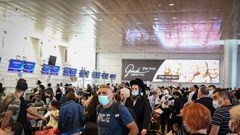 Israel: Chính phủ cân nhắc cấm cửa những chuyến bay không cần thiết