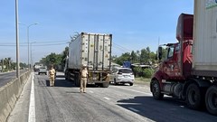 Quảng Nam tăng cường công tác phòng, chống dịch bệnh Covid-19 trong tình hình mới đối với lái xe và các phương tiện vận chuyển