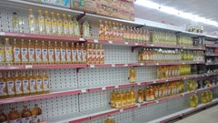 Đổ xô tích trữ đồ ăn, hành vi ích kỷ, thiếu văn hóa cộng đồng ?