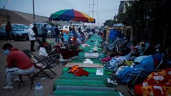 Peru: Bắt giữ nhân viên bệnh viện vì tính phí giường bệnh Covid-19 trái phép