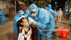 Lào Cai cử 50 cán bộ y tế tới Bình Dương hỗ trợ chống dịch