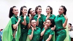 Người nghệ sĩ mang quân hàm xanh