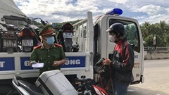 Quảng Ngãi tạm dừng tiếp nhận công dân tự phát trở về quê