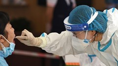 Trung Quốc bùng ổ dịch mới trong đợt lây lan tệ nhất sau Vũ Hán