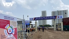 Bệnh viện dã chiến quy mô lớn đang được xây dựng ở Hà Nội