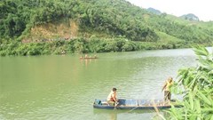 Lào Cai: Lật thuyền trên sông Chảy, một người bị nước cuốn trôi