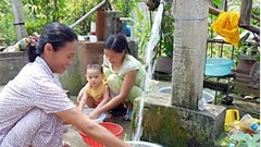 Khẩn trương xem xét, điều chỉnh giảm giá nước sạch cho người dân