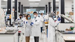 Vingroup nhận chuyển giao độc quyền công nghệ sản xuất vaccine mRNA phòng Covid-19