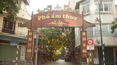 Tiểu thương phố ẩm thực Tống Duy Tân: Canh cánh nỗi lo tiền thuê mặt bằng