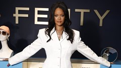 Forbes: Rihanna là nữ ca sỹ giàu nhất thế giới với tài sản 1,7 tỷ USD