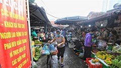 Hà Nội sẽ xử lý nghiêm việc găm hàng, thổi giá thực phẩm, rau quả