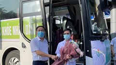Thanh Hóa thêm 77 y, bác sĩ tình nguyện lên đường vào TP Hồ Chí Minh chống dịch