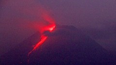Núi lửa Merapi ở Indonesia phun trào dữ dội