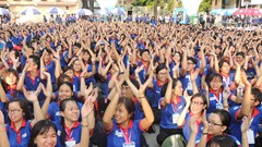 Khơi dậy khát vọng cống hiến cho thanh thiếu niên