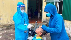 Hà Tĩnh: Ký xác nhận cho dân về từ vùng dịch, 2 phó chủ tịch xã bị đình chỉ