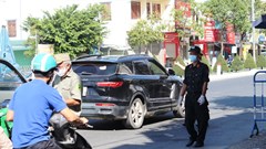 Gồng mình ở tâm dịch Nha Trang