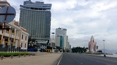 Khánh Hòa: Số ca mắc Covid-19 vượt mốc 6.000, phố  “im lặng” đường vắng người