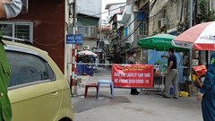 Phường Thanh Xuân Trung (Hà Nội) ghi nhận 381 ca, tối 1.9 bắt đầu giãn dân ở ngõ 328 -330 Nguyễn Trãi