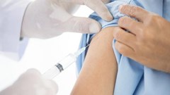 Người đã tiêm vaccine cần chuẩn bị thêm gì để phòng dịch hiệu quả?