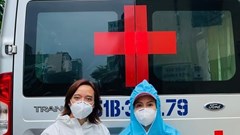 Nghệ sĩ làm tình nguyện mùa dịch: Thay vì "soi mói" hãy ủng hộ để lan tỏa yêu thương