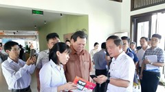 Miễn nhiệm chức vụ Giám đốc Sở Du lịch chơi golf giữa dịch