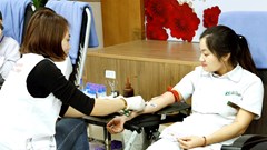 “Blouse trắng vì người bệnh cần máu”