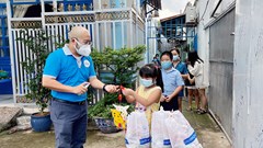 “Trung thu cho em”