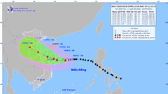 Tâm bão Conson đang trên vùng biển phía Nam quần đảo Hoàng Sa
