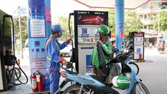 Xăng dầu đồng loạt tăng giá, RON95 lên 21.397 đồng/lít