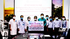 Pisico Bình Định: Trao tặng thiết bị điều trị Covid-19 trị giá hơn 500 triệu đồng