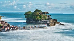 Indonesia nới lỏng các hạn chế đi lại ở Bali