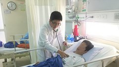 Cứu sống một bệnh nhân người Hàn Quốc bị ngưng tim, ngưng thở