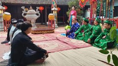 "Mâm cỗ đầy quả thơ" dành tặng trẻ em nhân dịp Trung thu