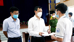 Xây dựng chính sách chăm lo lâu dài cho trẻ mồ côi vì Covid-19