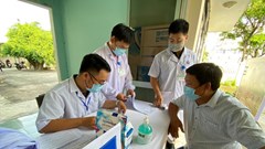 Quảng Ngãi: Người tiêm đủ 2 mũi vắc xin phòng Covid-19 được phép ra đường