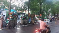 Giải pháp nào cho các điểm tập kết rác ở Hà Nội?