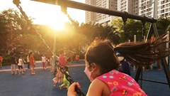 Trẻ em mồ côi vì Covid-19: Ưu tiên chăm sóc trẻ ở môi trường gia đình