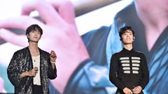 Người hâm mộ thấp thỏm khi Trung Quốc siết chặt quản lý thần tượng