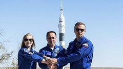 Nga là quốc gia đầu tiên đưa diễn viên lên trạm ISS để làm phim