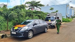 Gia Lai: Phạt 7,5 triệu đồng lái xe “luồng xanh” tự ý dừng không đúng quy định