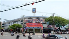 Chợ truyền thống phía Nam hoạt động trở lại đón người dân có "thẻ xanh Covid''