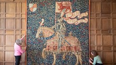 Trưng bày tấm thảm có nguồn gốc bí ẩn từ thế kỷ 15 sau 4 năm bảo tồn