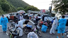 Tình người trong hoạn nạn