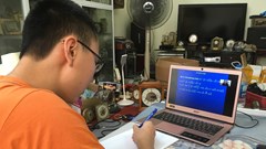 Tai nạn khi trẻ học online, phụ huynh lo lắng