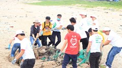 Sinh viên nhận học bổng toàn phần Đại học RMIT tiếp tục sứ mệnh vì môi trường