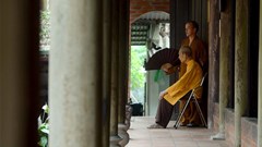 Chính nhân - chân tu yêu thương con người cả sau khi mất