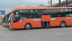 Từng bước khôi phục và tạo điều kiện thuận lợi cho sản xuất kinh doanh, lưu thông hàng hóa, hành khách