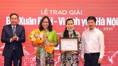 Nhạc sĩ Hồng Đăng nhận Giải thưởng Lớn – Vì tình yêu Hà Nội