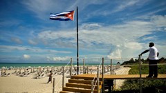 Cuba phát huy lợi thế tiêm chủng