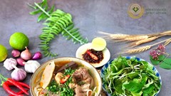 Bún bò Huế chuẩn vị, đậm đà, thơm ngon